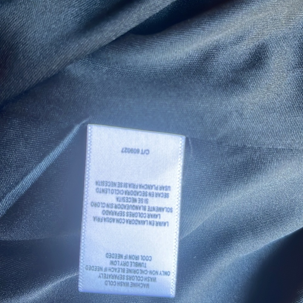 Dress - Picture 6 of 9